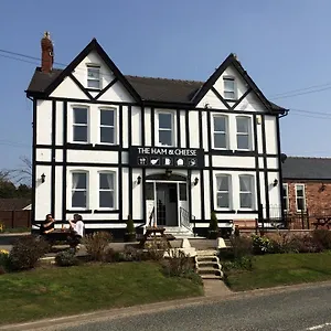 The Ham And Cheese Inn Scagglethorpe
